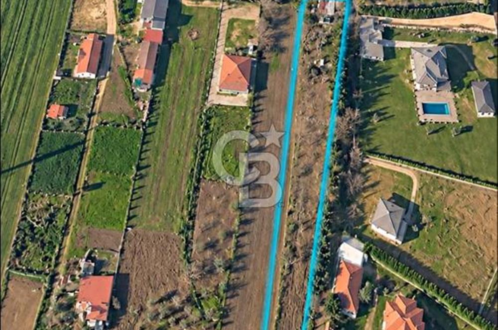 🌿 ÇATALCA OVAYENİCE’DE VİLLALAR ARASINDA 2.557 M² TARLA