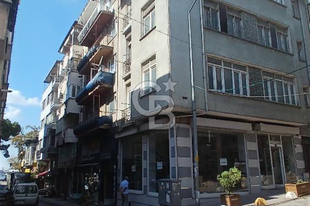 Gemlik Merkezde Çarşı İçi Satılık 5 Katlı Bina
