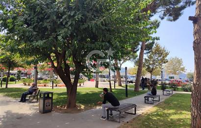 Gemlik Merkezde Çarşı İçi Satılık 5 Katlı Bina
