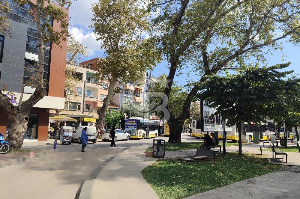 Gemlik Merkezde Çarşı İçi Satılık 5 Katlı Bina