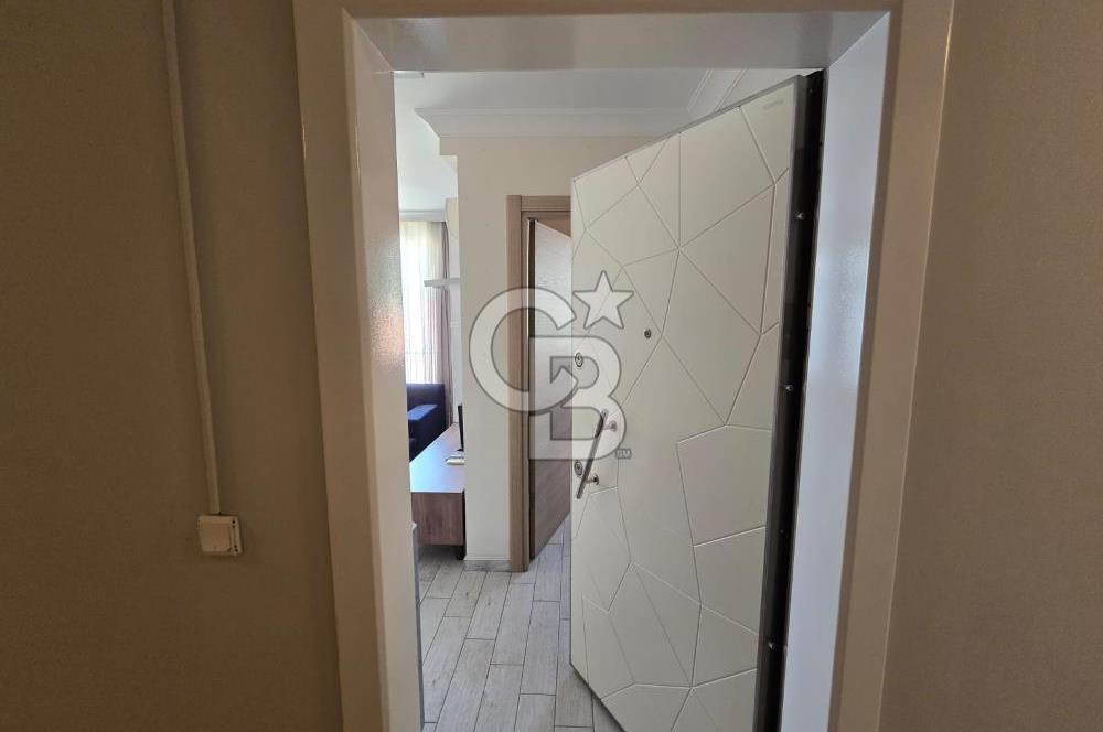 CB ODAK'tan Çiğli'de Havuzlu Sitede Satılık Eşyalı 1+1 Daire!