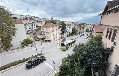 İZMİT KURUÇEŞMEDE SATILIK 2+1 ARA KAT DENİZ MANZARALI DAİRE