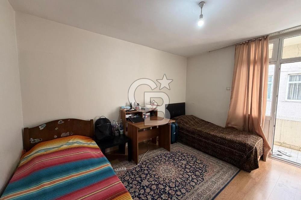 AYRANCI'DA MESNEVİ SOKAK'TA FERAH 3+1 OTOPARKLI SATILIK DAİRE