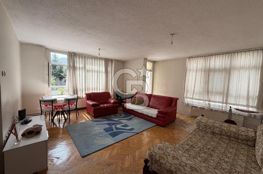AYRANCI'DA MESNEVİ SOKAK'TA FERAH 3+1 OTOPARKLI SATILIK DAİRE