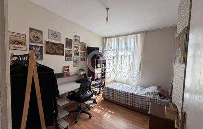 AYRANCI'DA MESNEVİ SOKAK'TA FERAH 3+1 OTOPARKLI SATILIK DAİRE