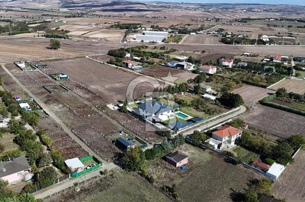 İzettin de 200m2 