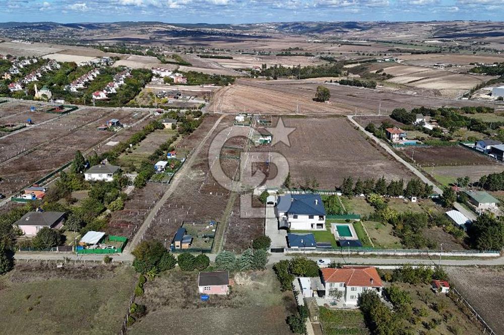 İzettin de 200m2 
