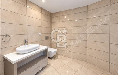 Terrace Ada'da Deniz Manzaralı, Bahçeli Dubleks Daire