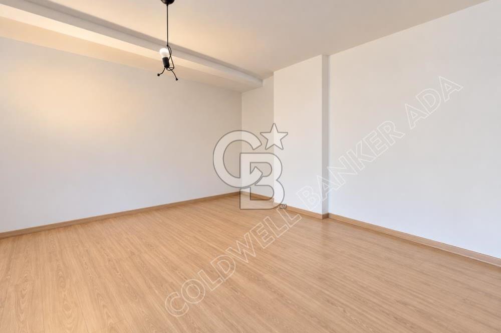Terrace Ada'da Deniz Manzaralı, Bahçeli Dubleks Daire