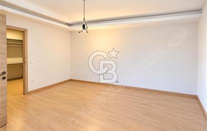 Terrace Ada'da Deniz Manzaralı, Bahçeli Dubleks Daire