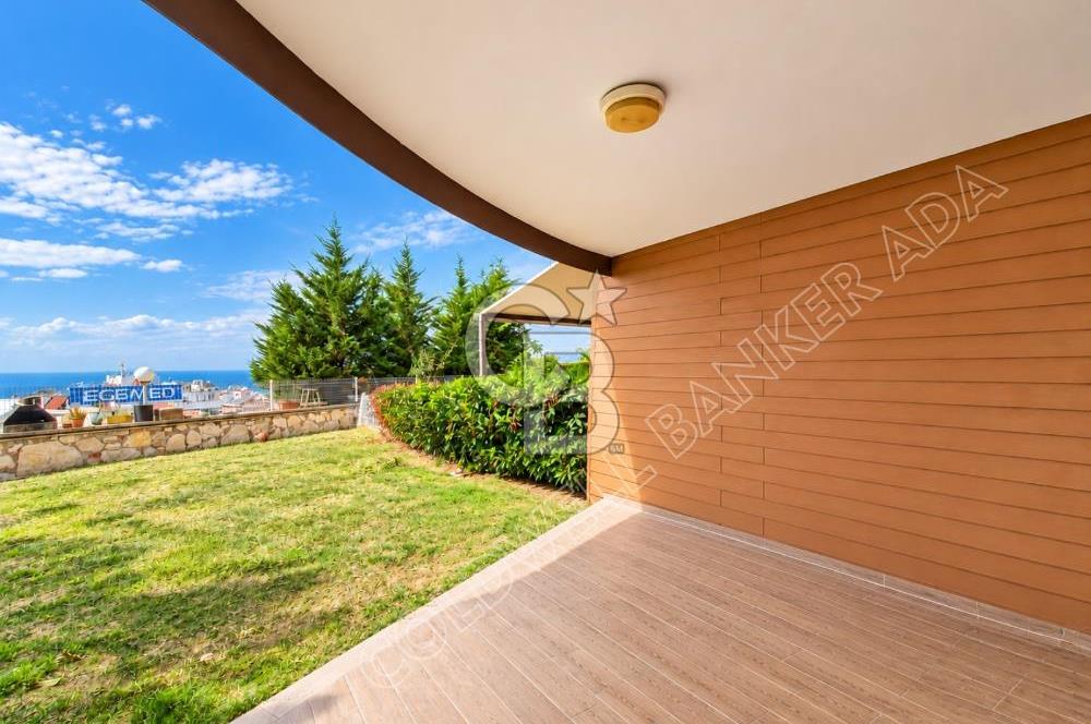 Terrace Ada'da Deniz Manzaralı, Bahçeli Dubleks Daire