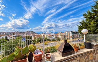 Terrace Ada'da Deniz Manzaralı, Bahçeli Dubleks Daire