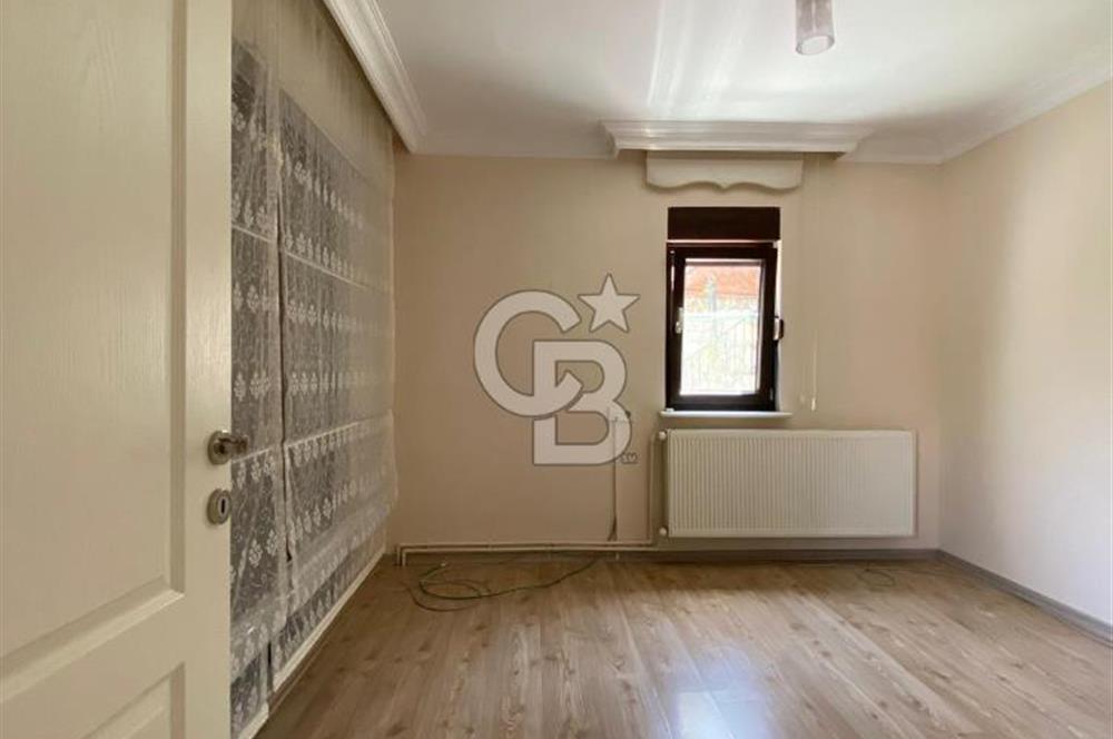 GÖRÜKLE'DE MERKEZİ KONUMDA 2+1 BAHÇELİ KİRALIK DAİRE