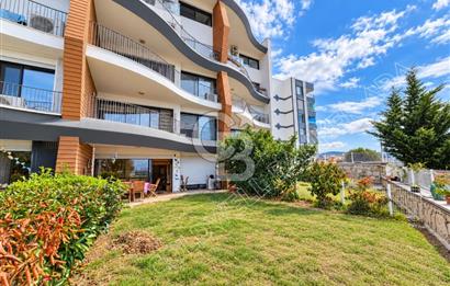 Terrace Ada'da Deniz Manzaralı, Bahçeli Dubleks Daire