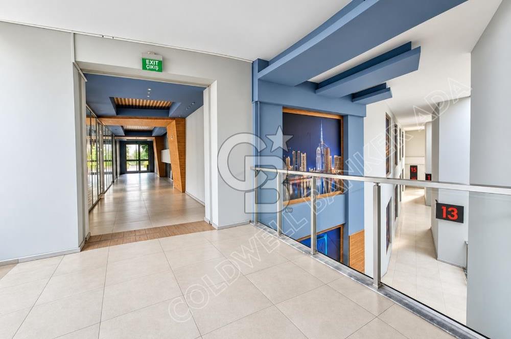 Terrace Ada'da Deniz Manzaralı, Bahçeli Dubleks Daire