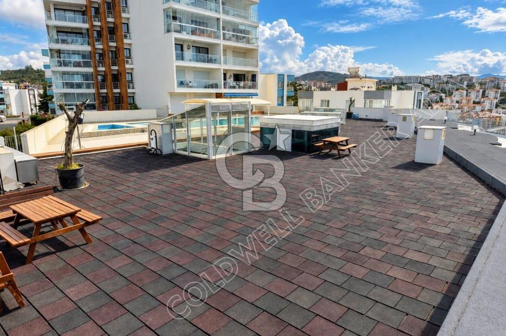 Terrace Ada'da Deniz Manzaralı, Bahçeli Dubleks Daire