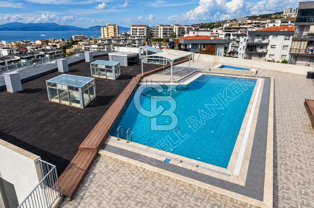 Terrace Ada'da Deniz Manzaralı, Bahçeli Dubleks Daire