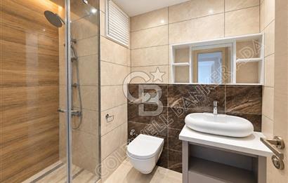 Terrace Ada'da Deniz Manzaralı, Bahçeli Dubleks Daire