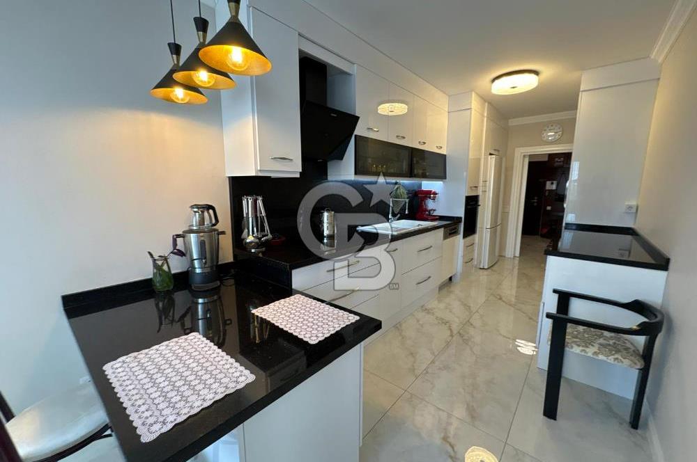 MAVİŞEHİR PAMUKKALE BLOKLARINDA FULL TADİLATLI 4+1 SATILIK DAİRE