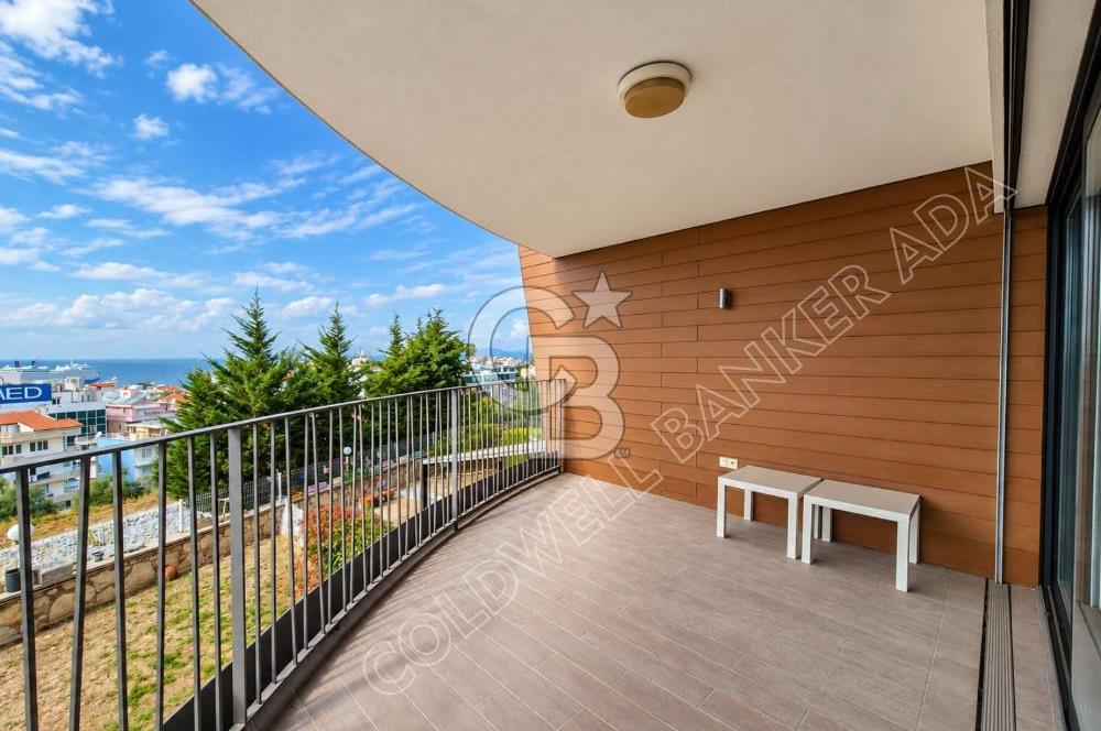 Terrace Ada'da Deniz Manzaralı, Bahçeli Dubleks Daire
