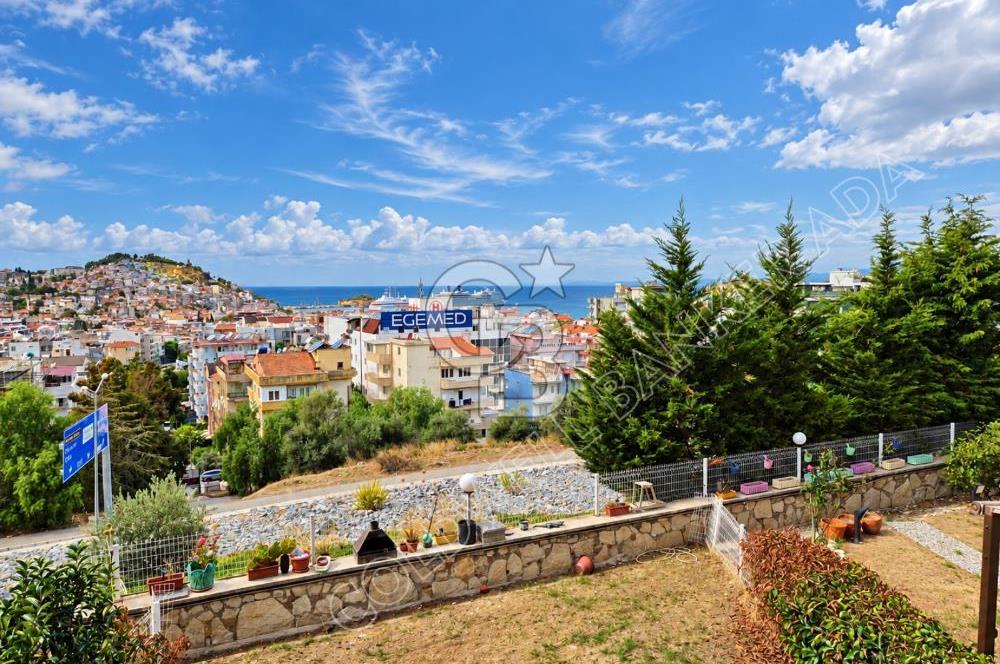 Terrace Ada'da Deniz Manzaralı, Bahçeli Dubleks Daire