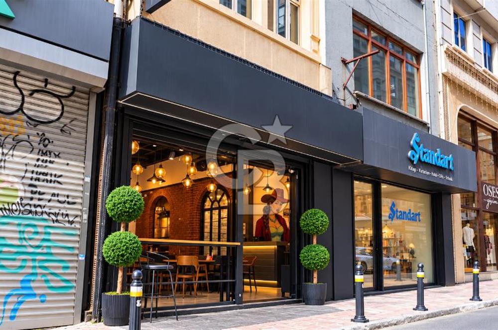 KARAKÖY'DE RESTORANLI, 12 ODALI DEVREN KİRALIK BİNA