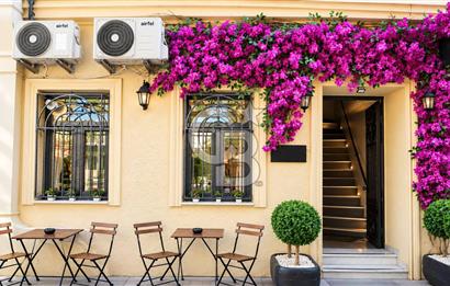 KARAKÖY'DE RESTORANLI, 12 ODALI DEVREN KİRALIK BİNA