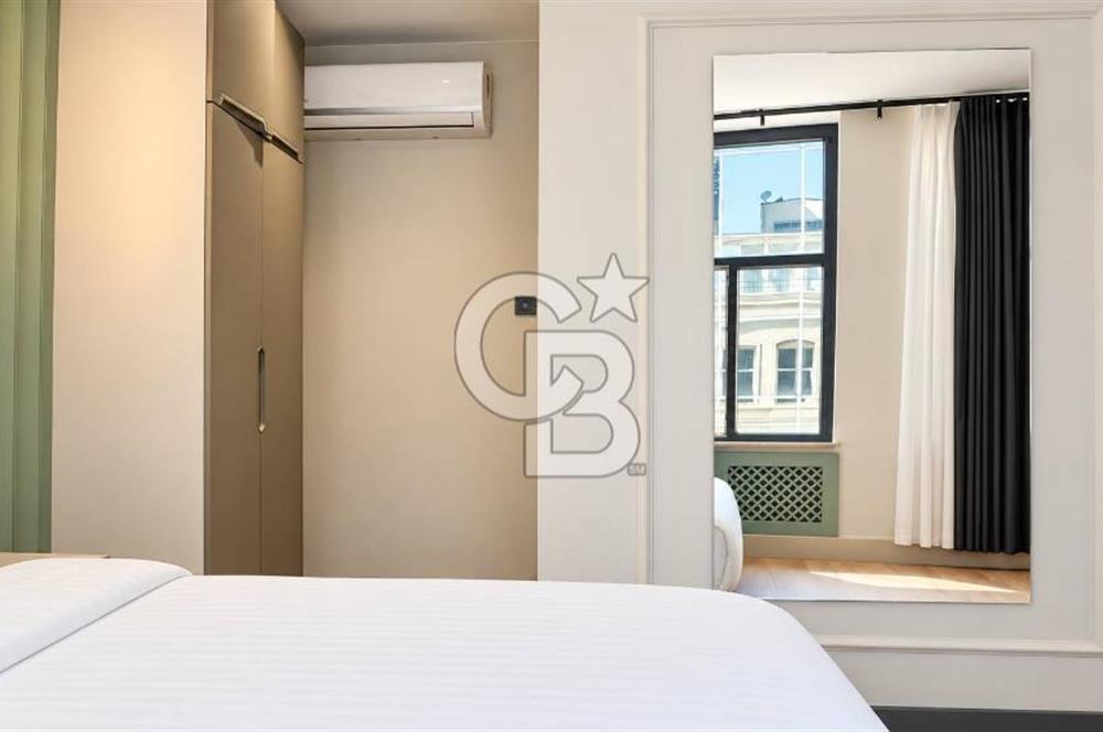 KARAKÖY'DE RESTORANLI, 12 ODALI DEVREN KİRALIK BİNA