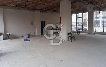 İDEALTEPE E5'TE PRESTİJLİ BİNADA KDVLİ 400 M2 KİRALIK PLAZA KATI