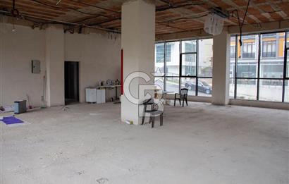 İDEALTEPE E5'TE PRESTİJLİ BİNADA KDVLİ 400 M2 KİRALIK PLAZA KATI