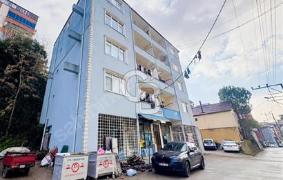 İzmit Yenidoğan Üstün Sokak Ta Bina Altı Depo Veya Dükkan