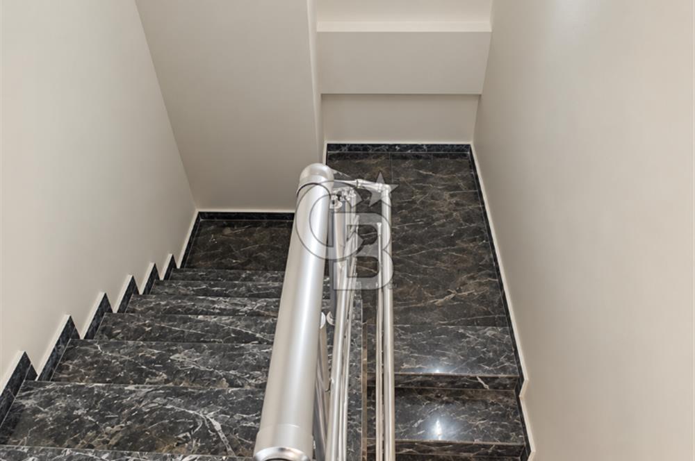 Tirede 6.900.000 TLye 165 m² Sıfır 4+1 Dubleks Daire!