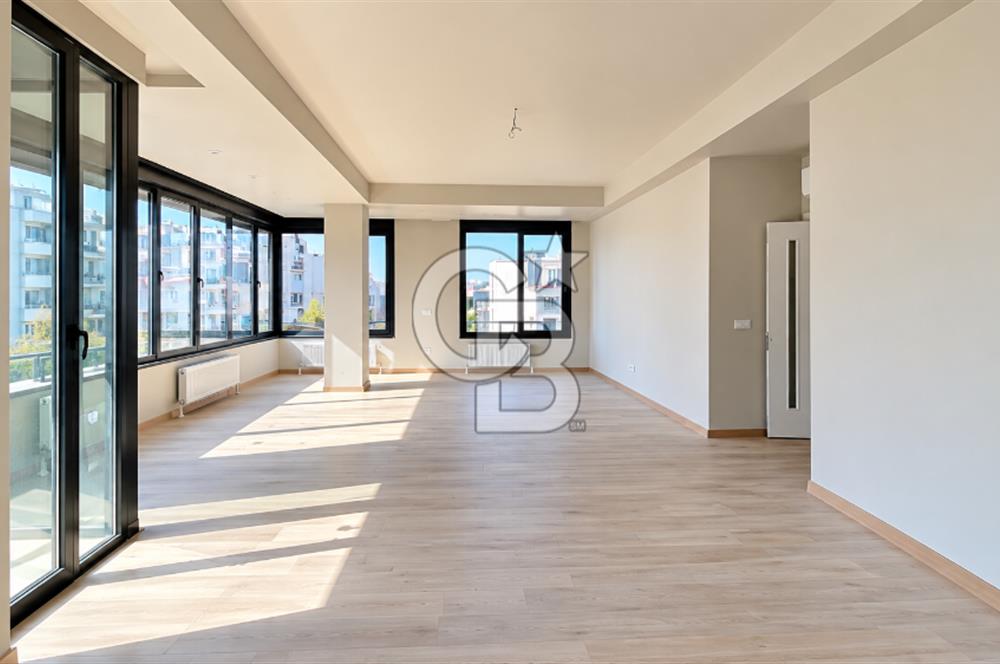 BAĞDAT CADDESİ ÜZERİNDE KİRALIK OFİS