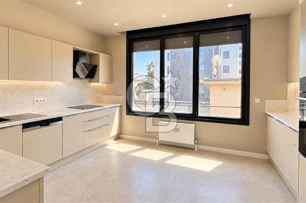 BAĞDAT CADDESİ ÜZERİNDE KİRALIK OFİS