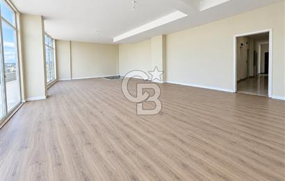 MERKEZ HAYAT ÇARŞI’DA 190 M² TERASLI, 2 KATLI KİRALIK DÜKKÂN