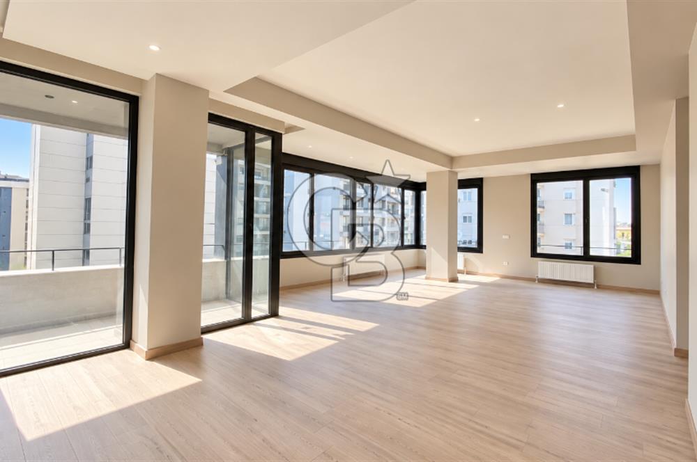 BAĞDAT CADDESİ ÜZERİNDE KİRALIK OFİS