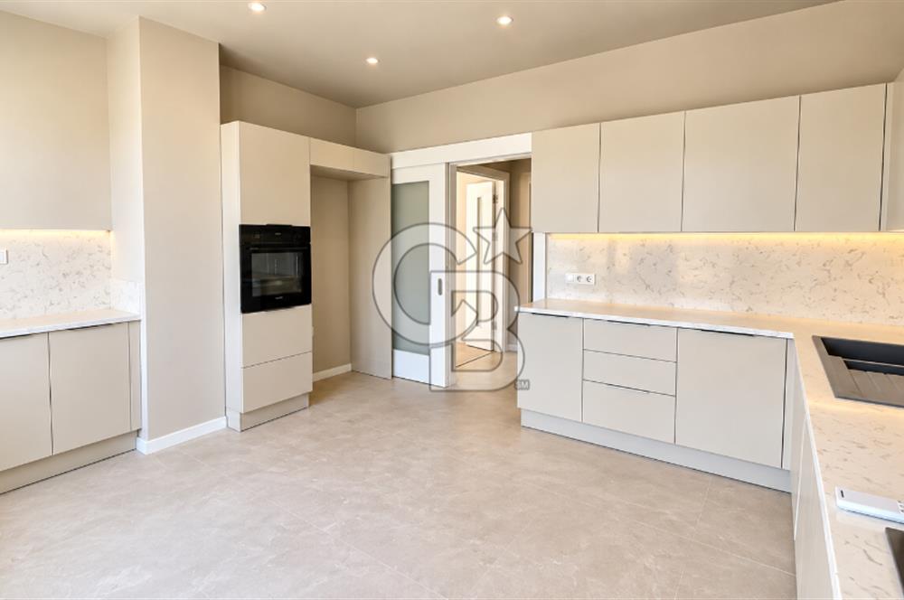 BAĞDAT CADDESİ ÜZERİNDE KİRALIK OFİS