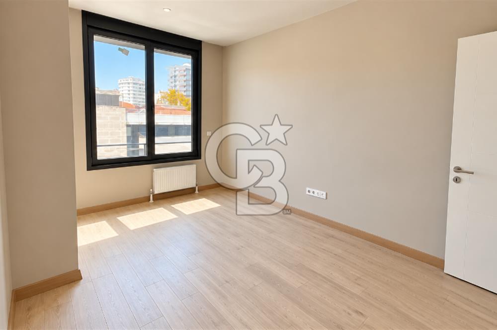 BAĞDAT CADDESİ ÜZERİNDE KİRALIK OFİS