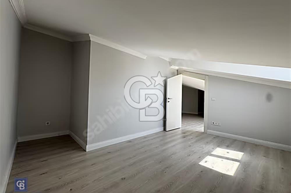 ACIBADEM ARMA ÇIKMAZI SOKAKTA 3+1 SATILIK DUBLEKS DAİRE