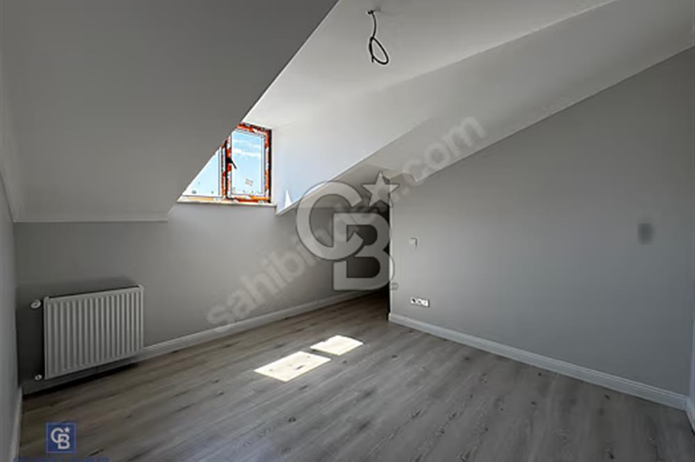 ACIBADEM ARMA ÇIKMAZI SOKAKTA 3+1 SATILIK DUBLEKS DAİRE