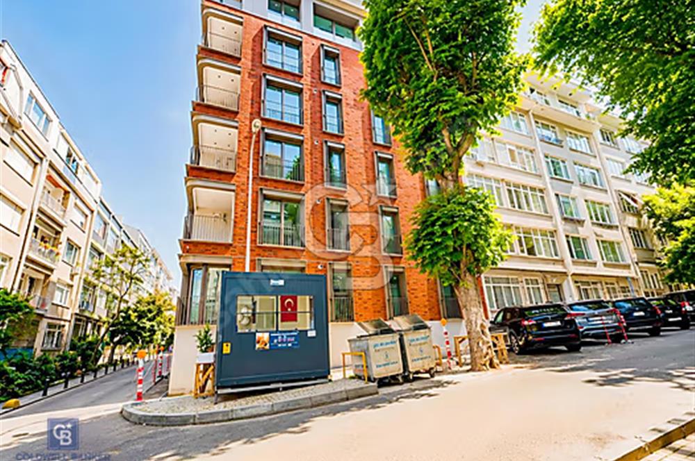 Kadıköy Moda'da Yeni Binada Balkonlu Asansörlü 2+1 Satılık Daire