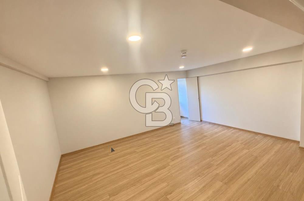 TURAN GÜNEŞ BULVARINDA YOLA CEPHELİ 280M+50M SATILIK DÜKKAN
