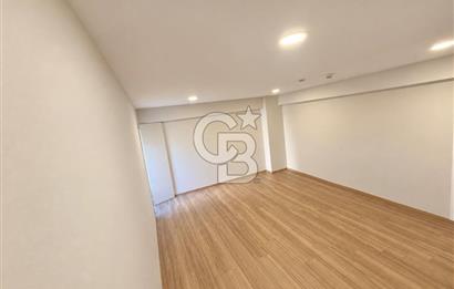 TURAN GÜNEŞ BULVARINDA YOLA CEPHELİ 280M+50M SATILIK DÜKKAN