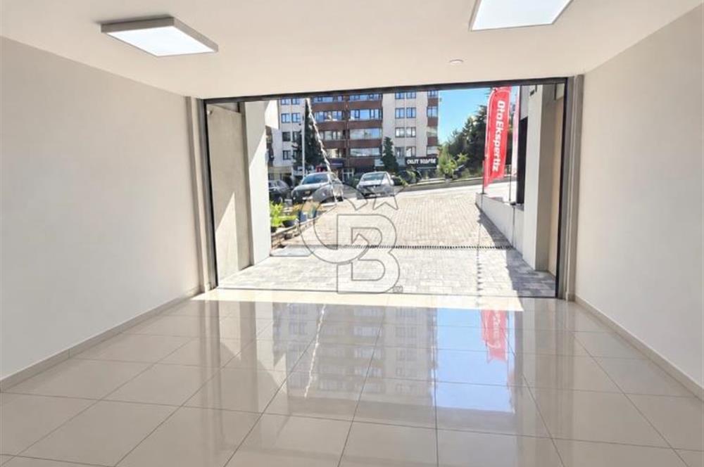 TURAN GÜNEŞ BULVARINDA YOLA CEPHELİ 280M+50M SATILIK DÜKKAN
