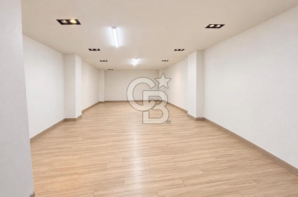 TURAN GÜNEŞ BULVARINDA YOLA CEPHELİ 280M+50M SATILIK DÜKKAN