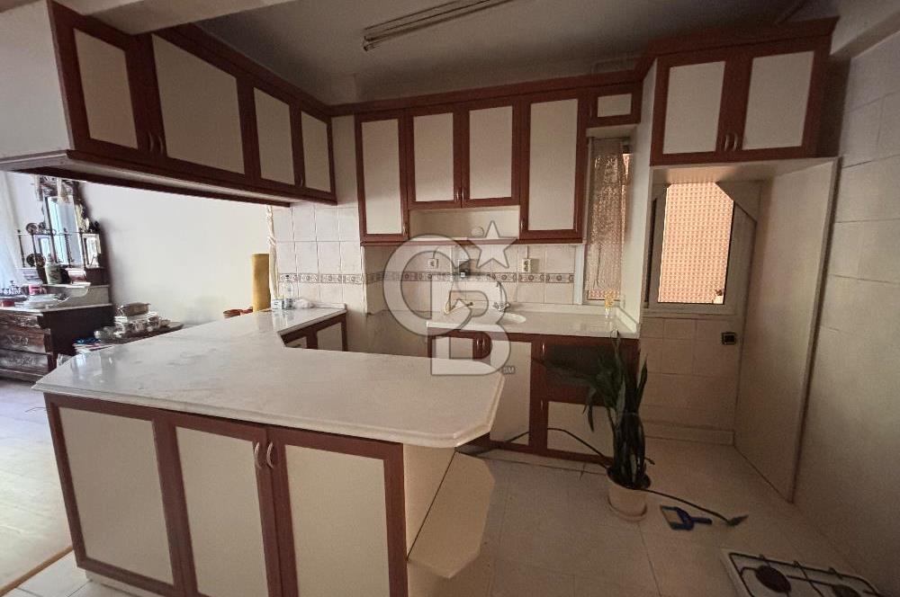 Karabağlar esenyalı da kiralık 3+1 Daire 