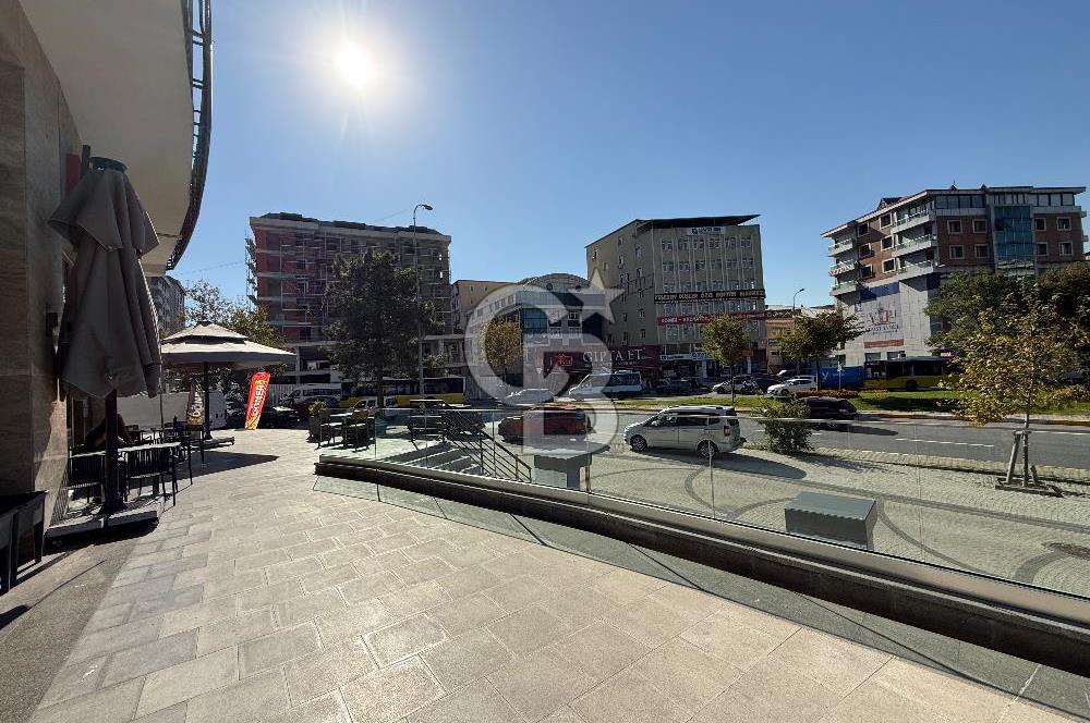 MERKEZ HAYAT ÇARŞI’DA 190 M² TERASLI, 2 KATLI KİRALIK DÜKKÂN