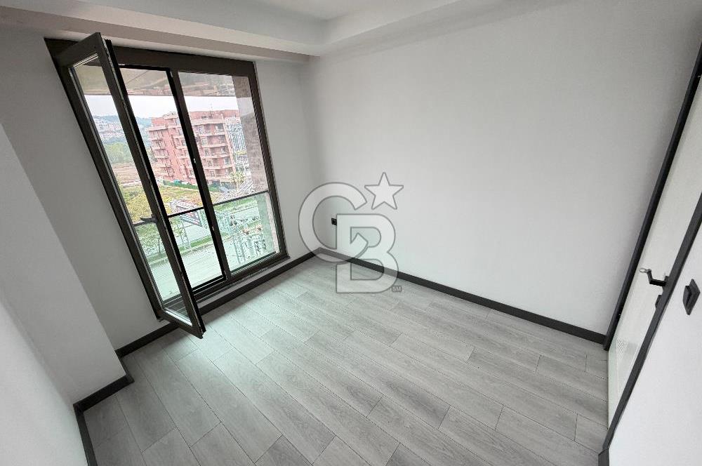 İZMİT YEŞİLOVA DIAMOND Q REZİDANS KİRALIK YOLA CEPHE 1+1 DAİRE