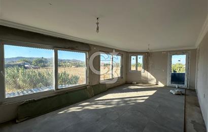 Urla Atatürk Mahallesinde Tadilata Açık Müstakil