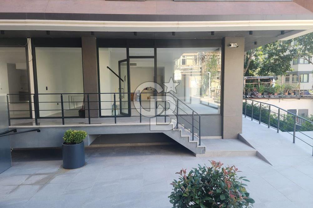 BAĞDAT CADDESİ ÜSTÜ ŞAŞKINBAKKALDA CADDE DEN GİRİŞİ OLAN DÜKKAN
